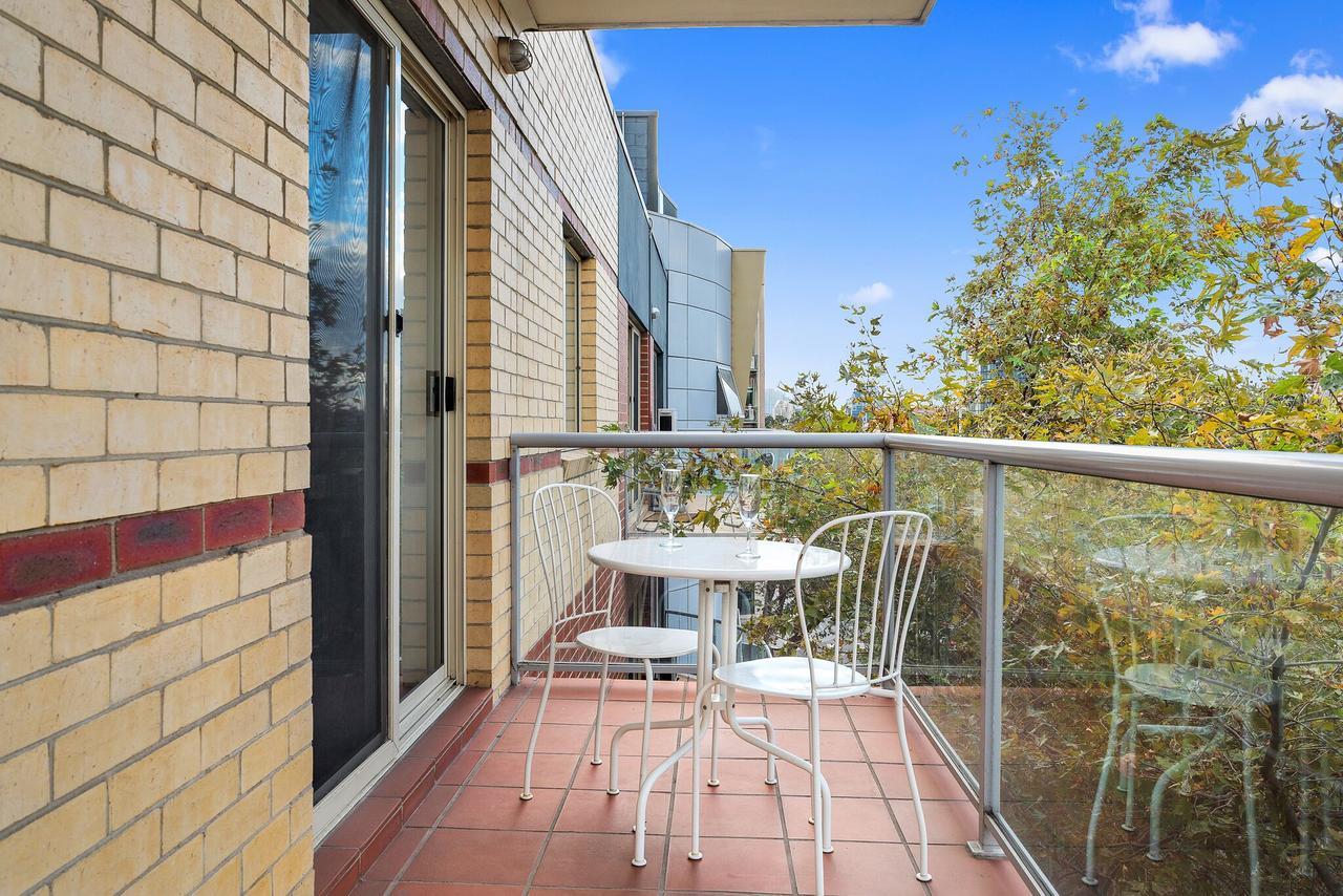Amazing Accommodations: St Kilda Melbourne Exterior photo